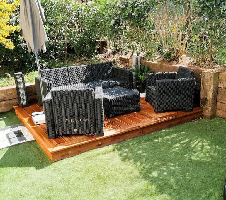Appartement Frejus Avec Jardin, Piscine, Plage, Tennis Exteriör bild