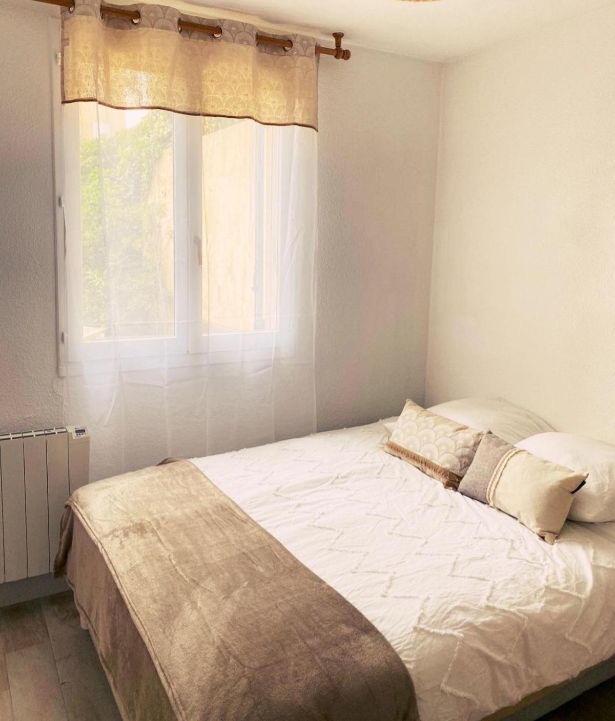 Appartement Frejus Avec Jardin, Piscine, Plage, Tennis Exteriör bild